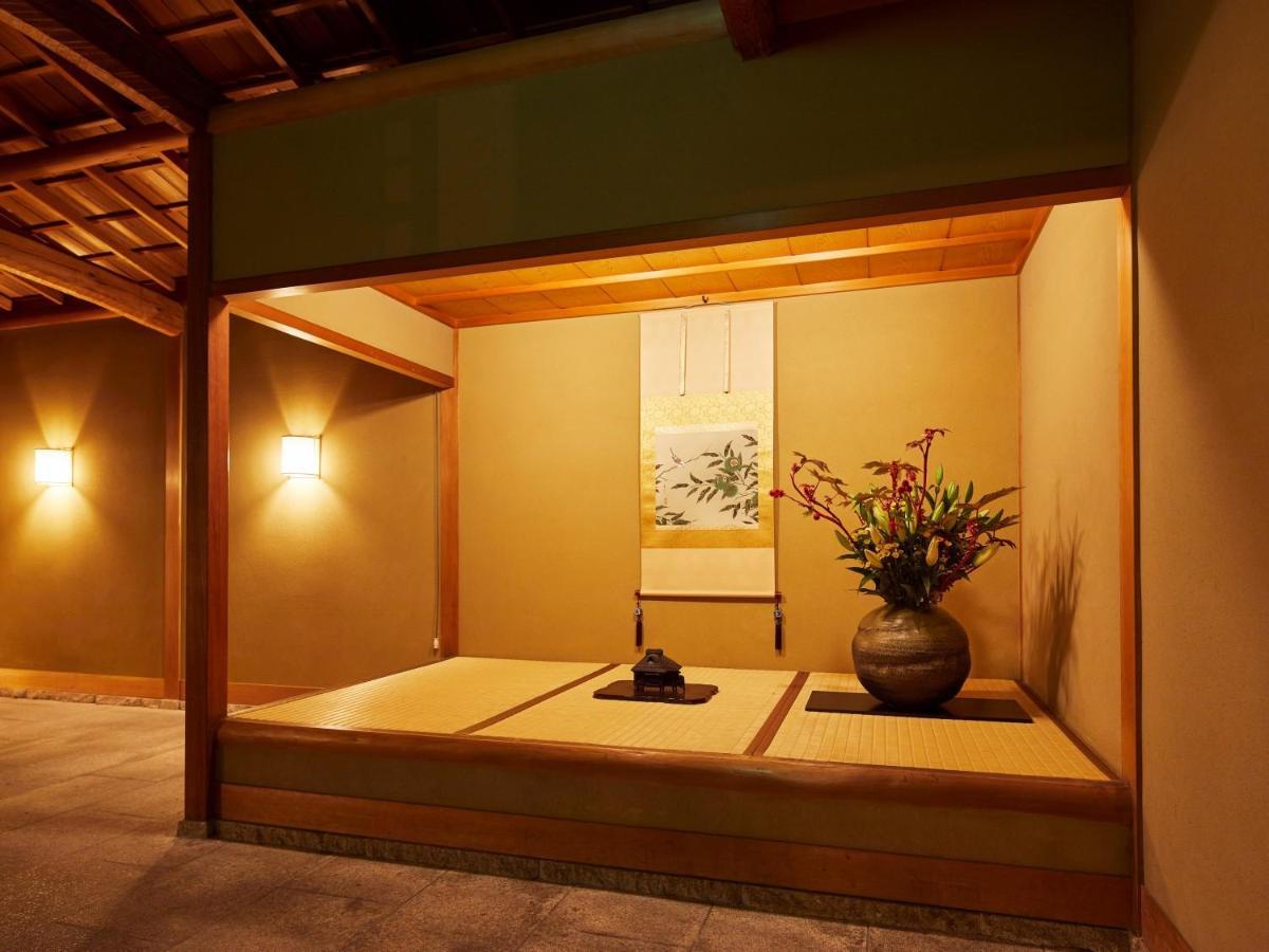 Yamatoya Honten Matsuyama  Exterior photo